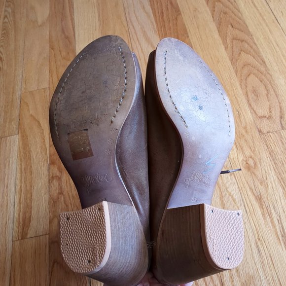 [SOLD] Felmini Soft Pebbled Leather Lace Up Peep Toe Portugal Block Heel Bootie - Picture 14 of 16